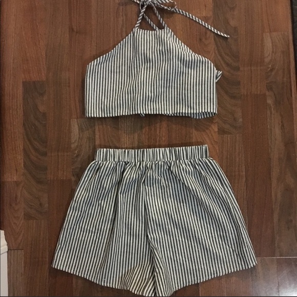 Two piece set - Picture 4 of 4